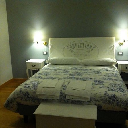 Relais Ristorante Sanfront Hotel Ponzone Buitenkant foto