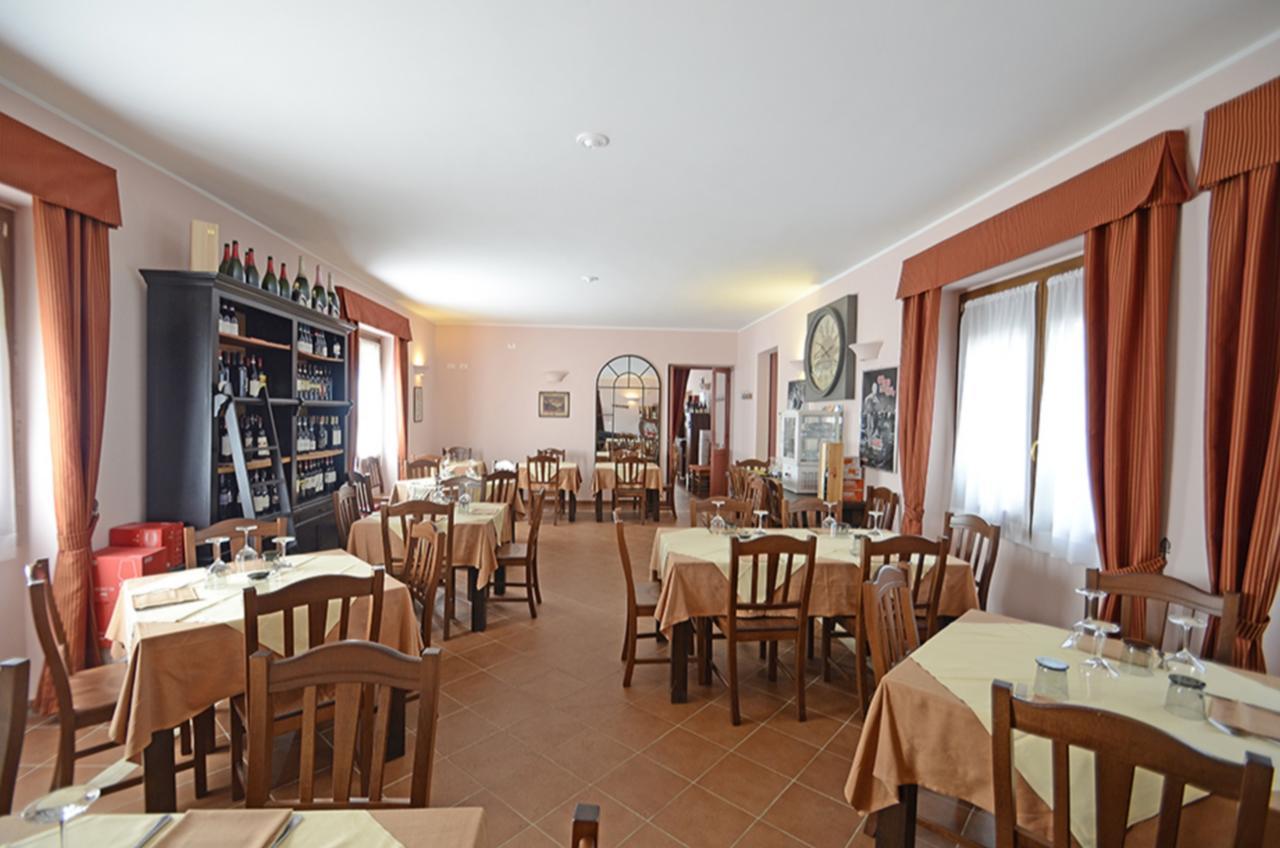 Relais Ristorante Sanfront Hotel Ponzone Buitenkant foto